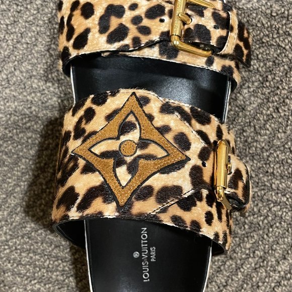Louis Vuitton Calfskin Pony Hair Leopard Bom Dia Mule Sandals with Original Box - Picture 8 of 8